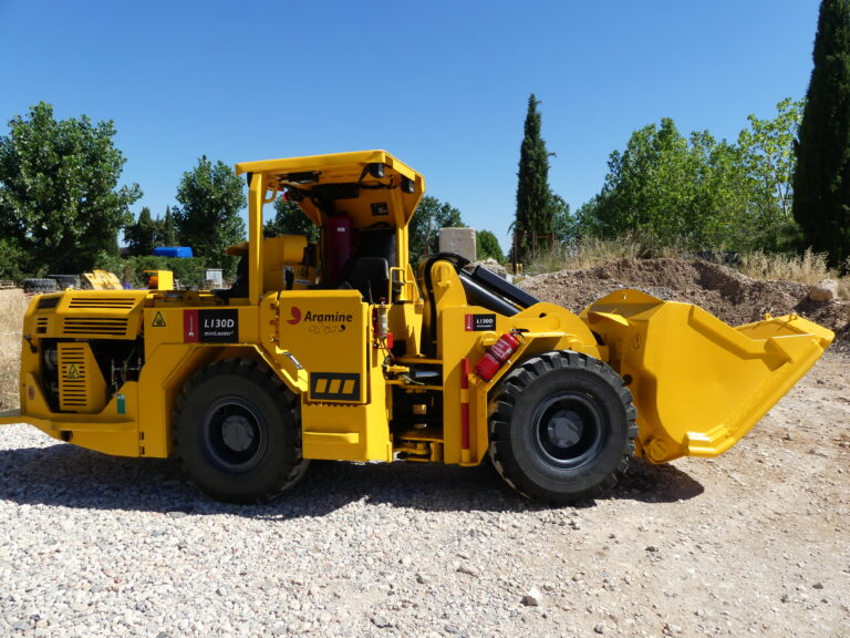 L130D - Diesel Mini loader - Aramine