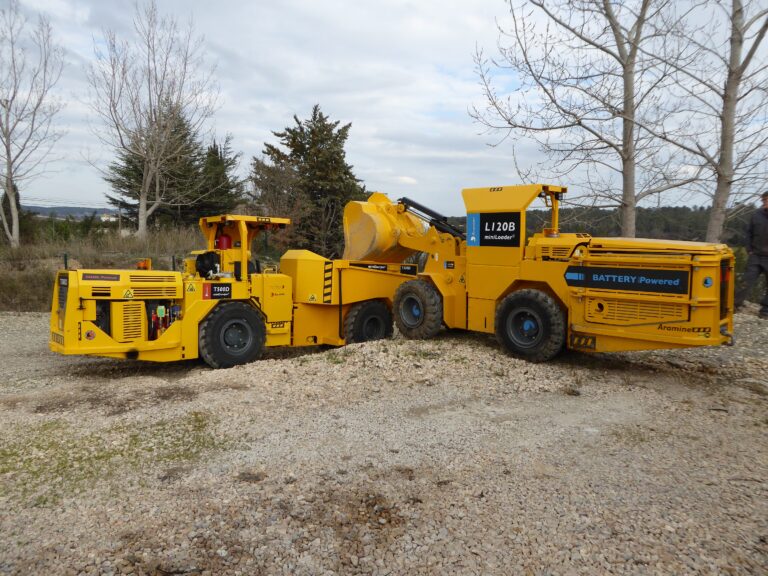 T500D - Diesel Mini Truck & L140B - Battery Mini loader - Aramine